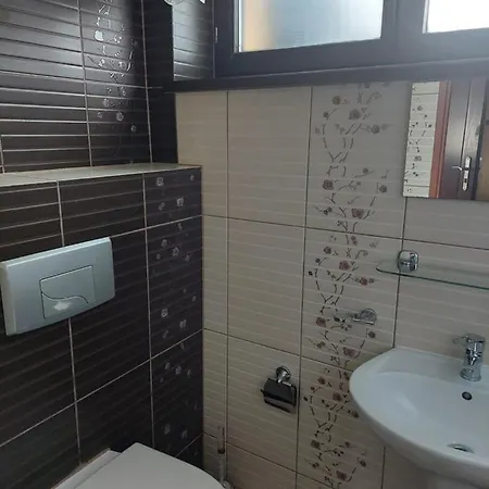 Ogrod Scinawka Srednia